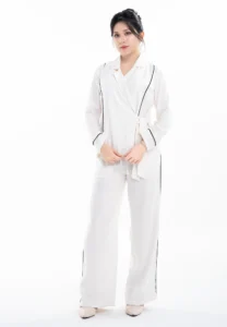 huong-dan-cach-phoi-do-di-lam